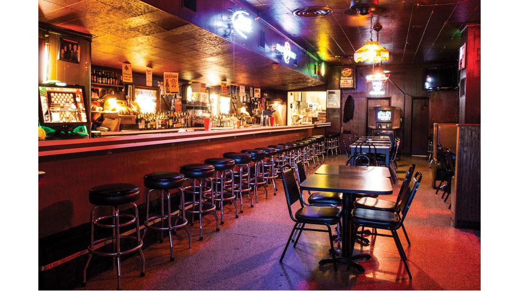 Dusty’s Bar & Grill